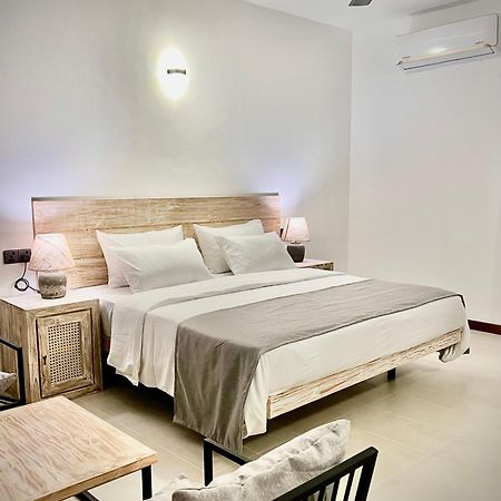 Chariot Square Hotel Kandy Exterior photo