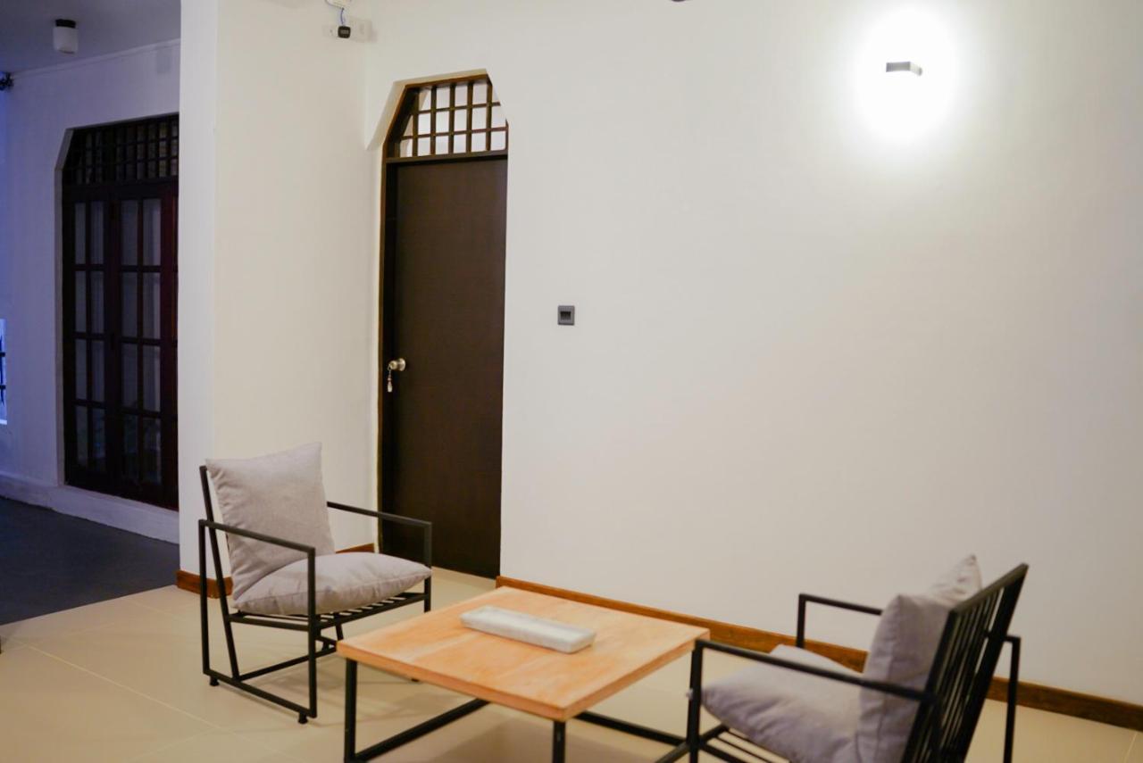 Chariot Square Hotel Kandy Exterior photo