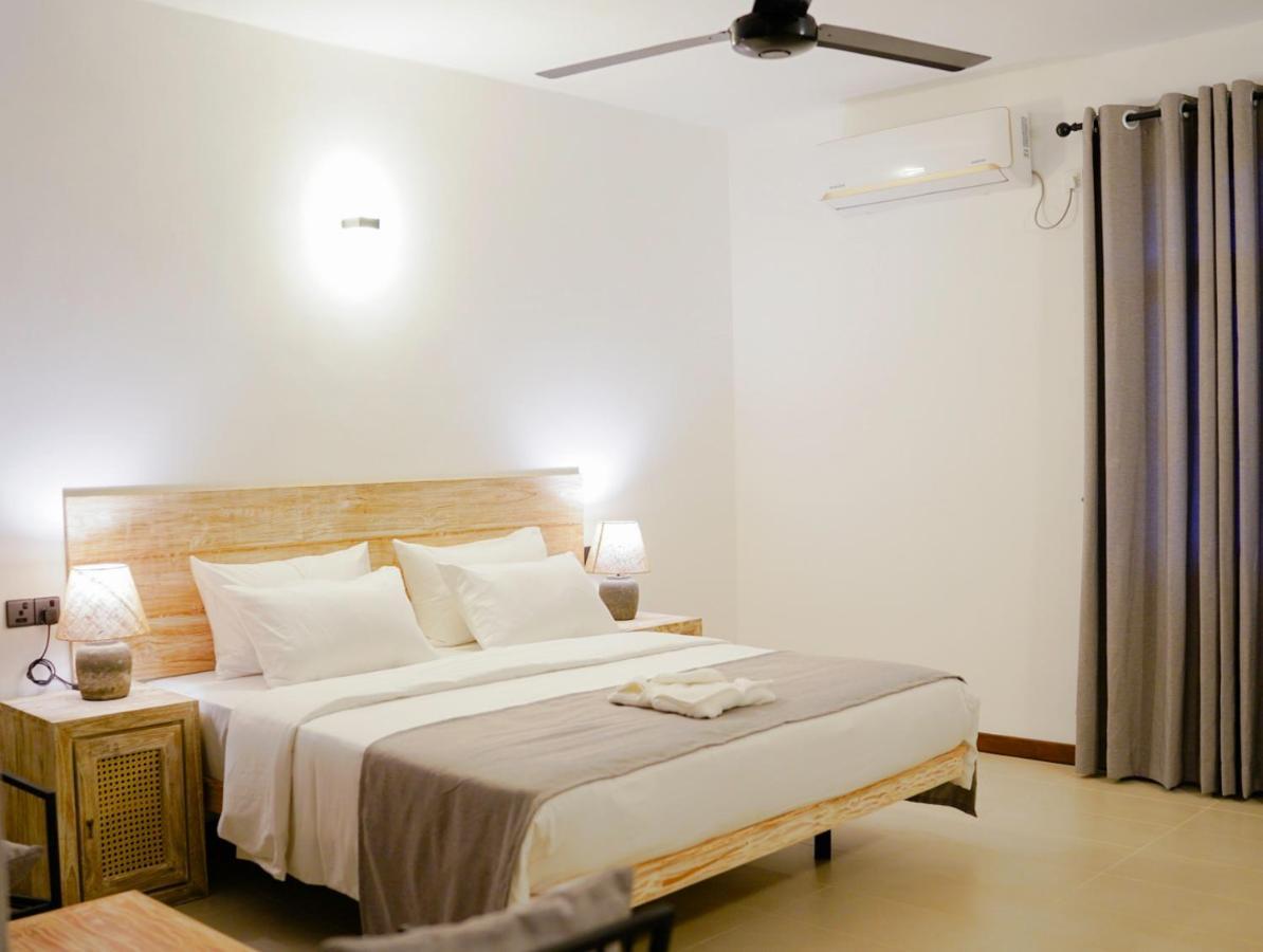 Chariot Square Hotel Kandy Exterior photo
